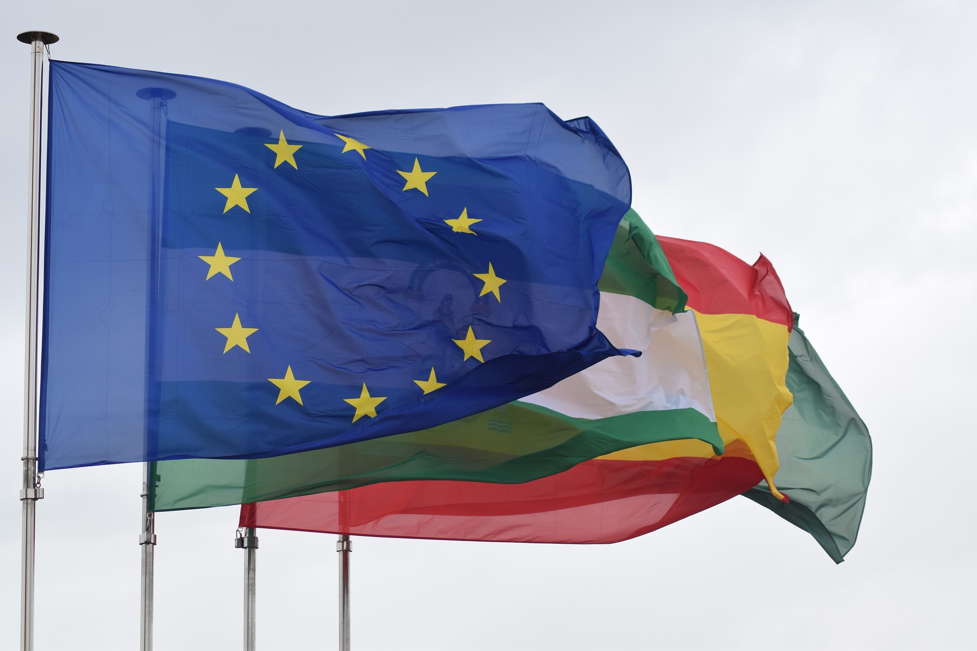 flags-2036064_1920